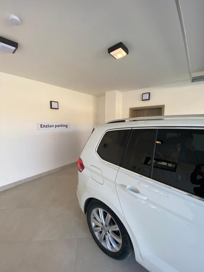 Apartment Enzian โลชนา โปด กลิโนฟเซม ภายนอก รูปภาพ