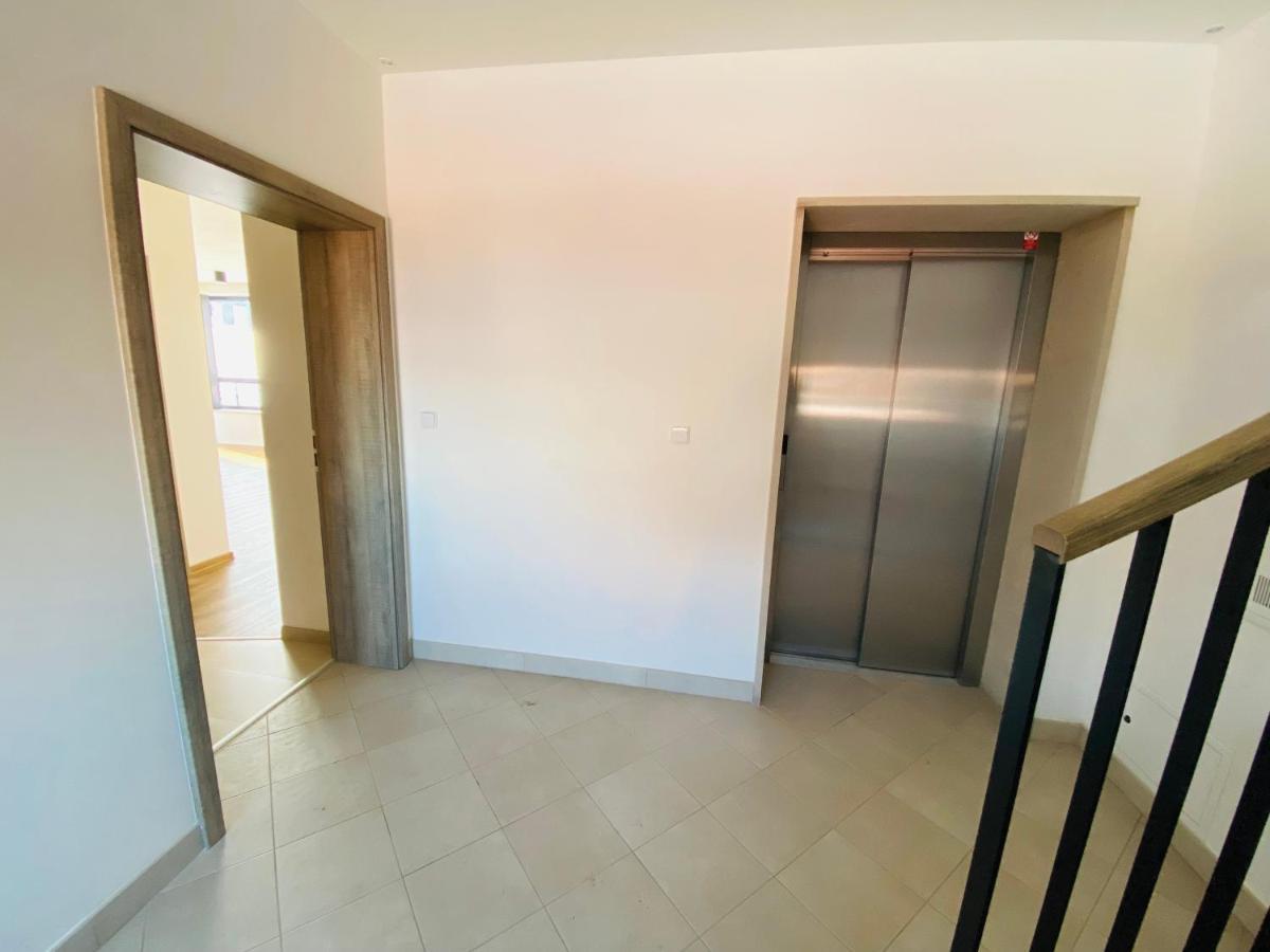 Apartment Enzian โลชนา โปด กลิโนฟเซม ภายนอก รูปภาพ